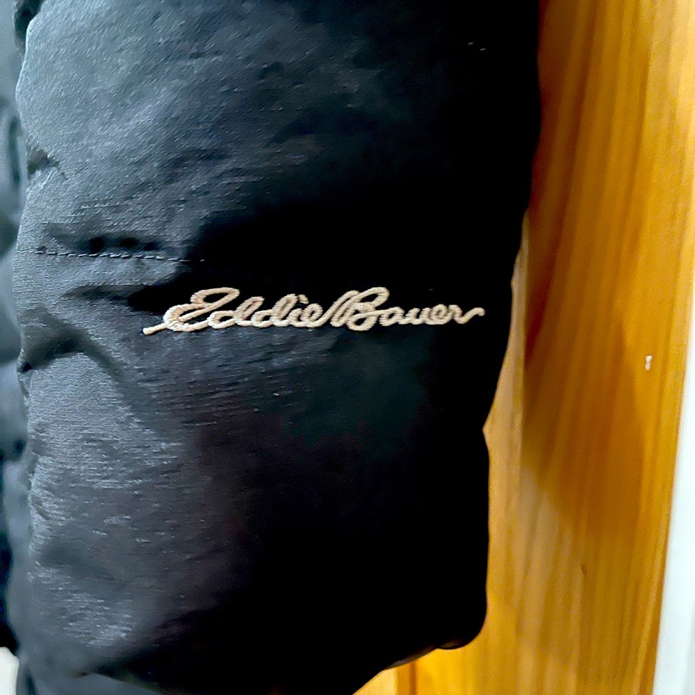 EUC Eddie Bauer winter parka 3/4 length.